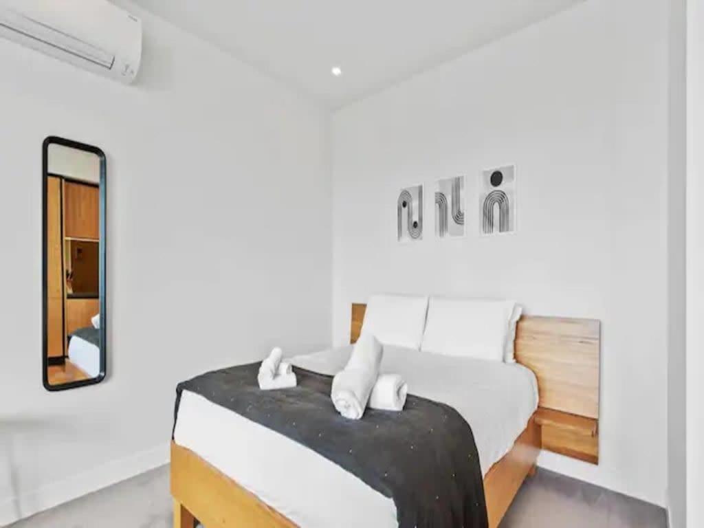 Modern One Bedroom Apartment In Wynyard Quarter Auckland Eksteriør billede